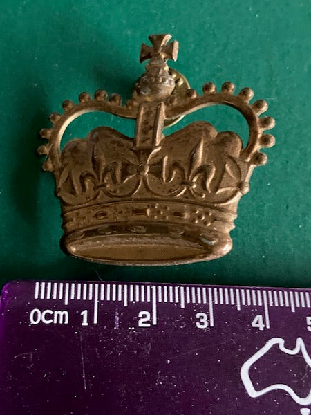 Large Queen's Crown Cap Badge