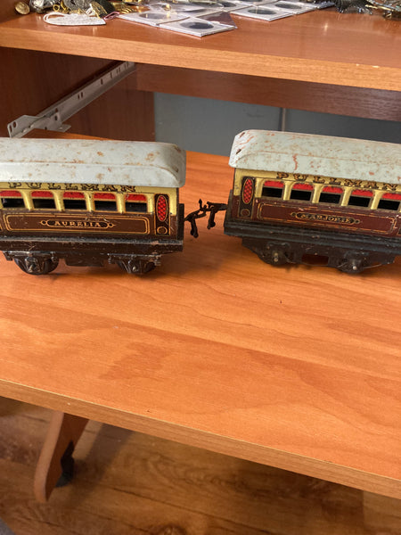 Hornby O Gauge Pullman Coaches