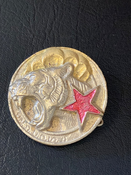Loation Guerrillas Cap Badge