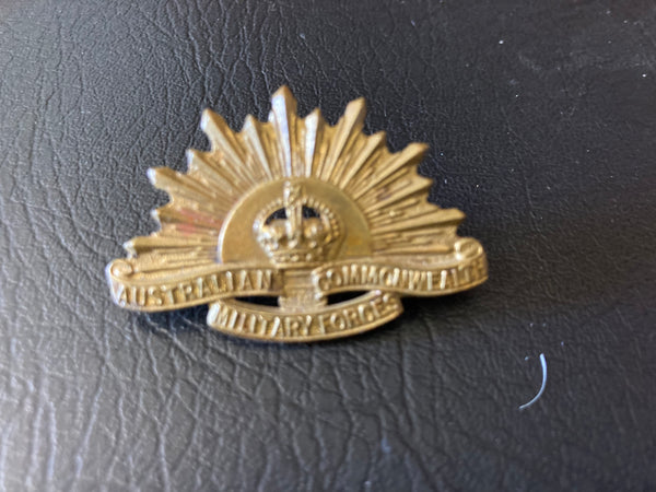 Rising Sun Collar Badge