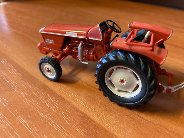1968 - Renault 56 Tractor Model