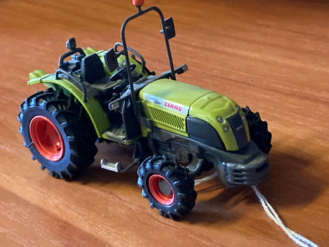 2004 - Class Tractor Model