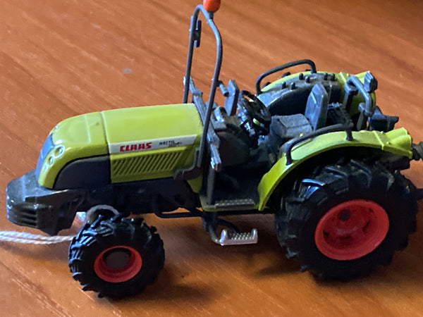 2004 - Class Tractor Model