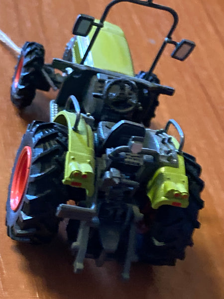 2004 - Class Tractor Model