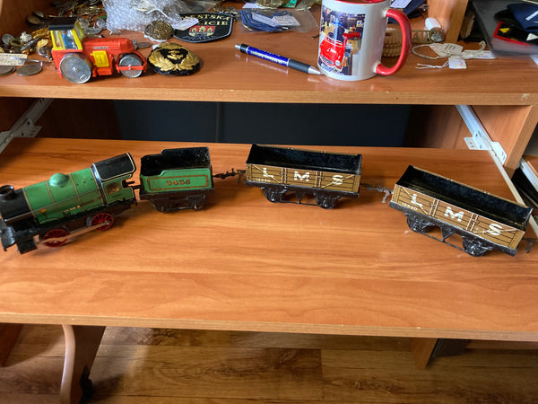 Hornby “O” Gauge Locomotive and Wagons