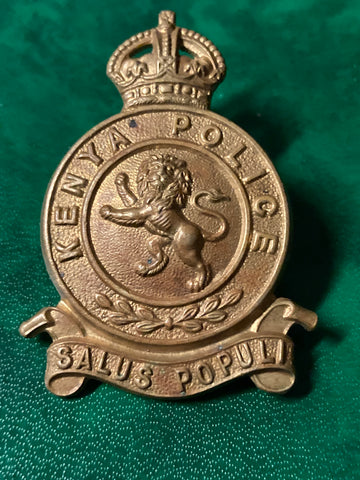 1940  - Kenya Police Force Cap Badge