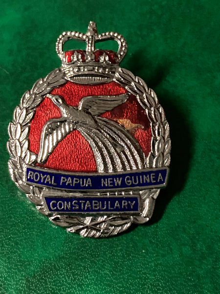 Royal Papua New Guinea Constabulary Cap Badge