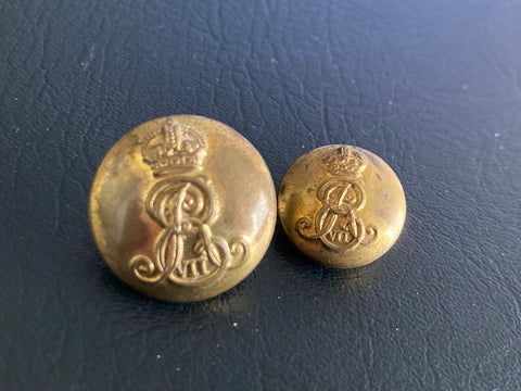 Royal Court - Officer at Arms Edward V11 Brass Buttons