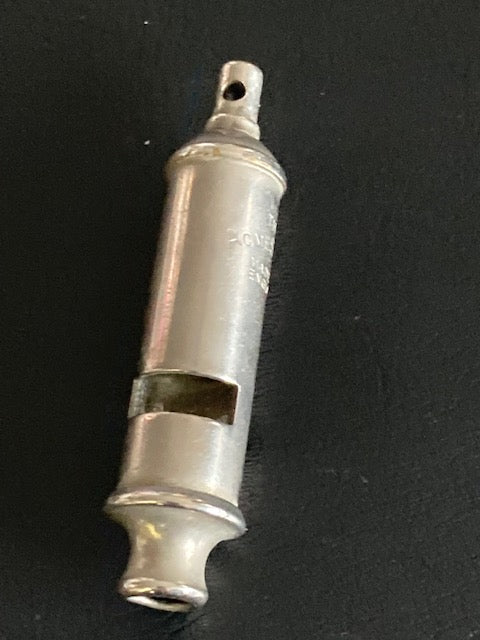 NOBLE METAL WHISTLES MANTAR TOPLU DÜDÜK 19158 Garaj antik NOBLE METAL WHISTLES MANTAR TOPLU DÜDÜK 19158 Garaj antik