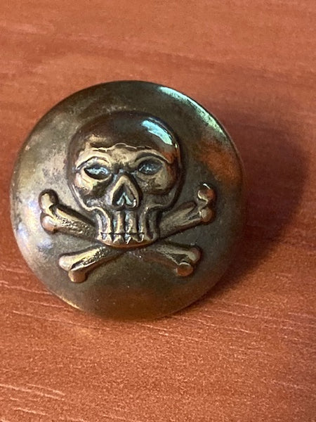 UK -17th Lancers Deaths Head Button