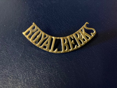 Royal Berks Shoulder Title Badge