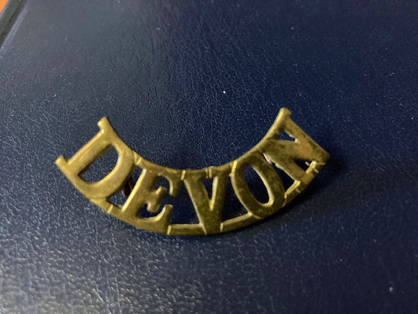 Devon Regt Shoulder Title