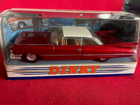 Dinky 1:43 - 1959 Cadillac Coupe De Ville
