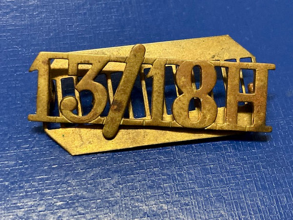 13/18 Hussars Title Badge