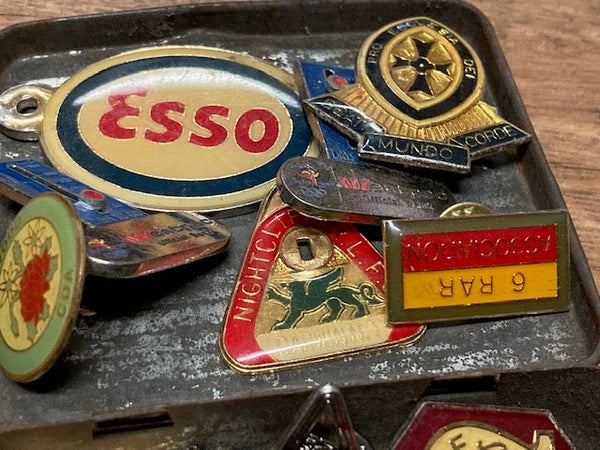 Tin of Badges & Fobs