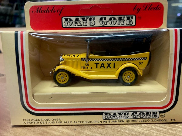 Lledo - Yellow Cab Taxi