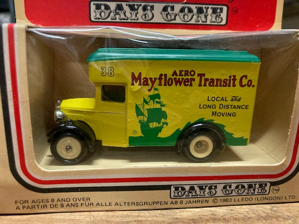 Lledo - Aero Mayflower Transit Van