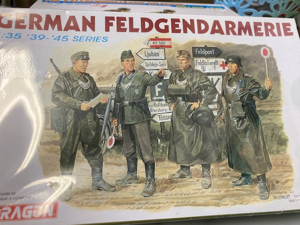 Dragon - German Feldgendarmerie Model Kit