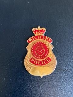 Obsolete Australian Military Police Wallet Badge