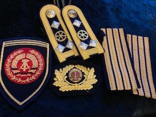 Small Lot of Military Insignia