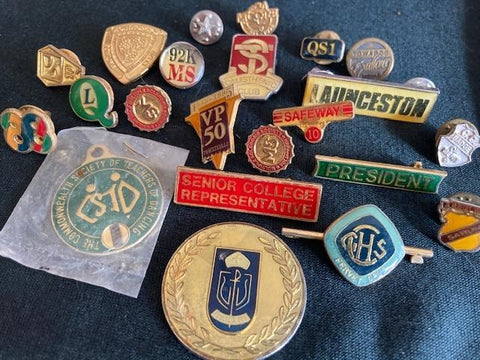 Badge Lot