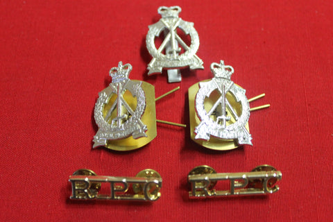 Royal Pioneer Corps Badge Set