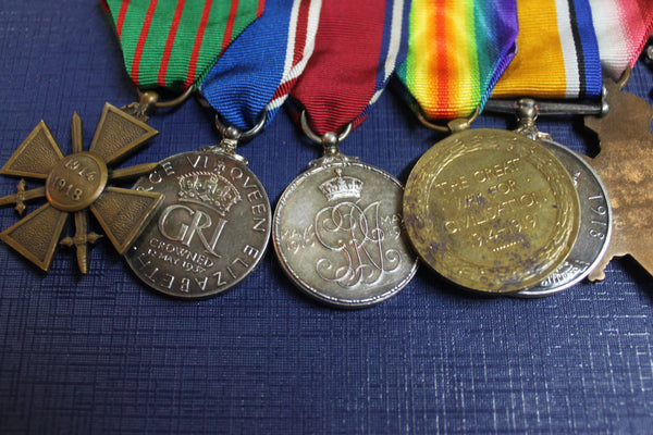 WW1 - Medal Group , Original and Replica