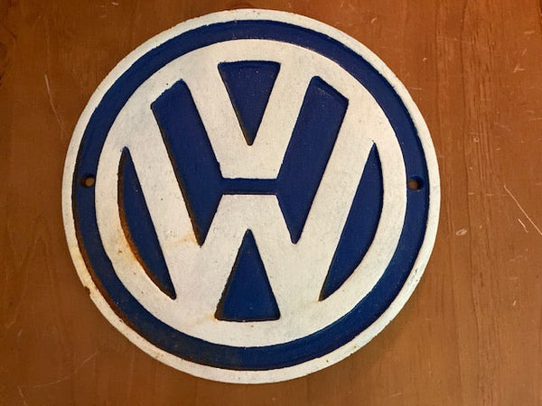 VW  - Plaque