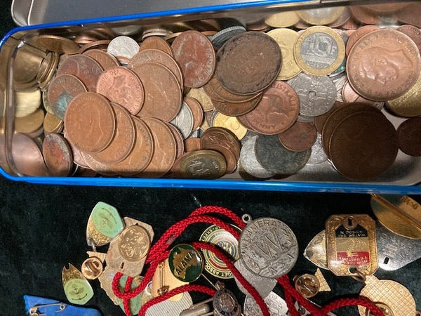 Tin of Badges & Coins