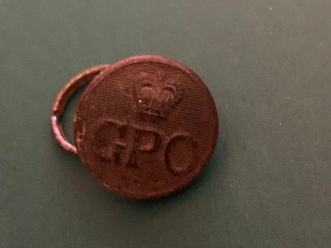 Queen Victoria Wooden GPO Button