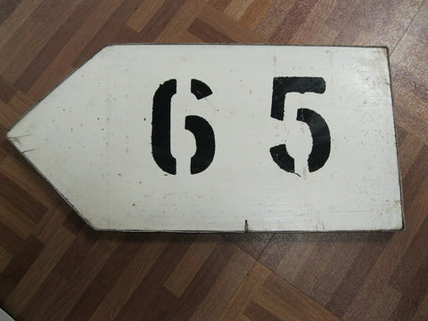 Vintage Vic Rail MPH Curve Board Sign