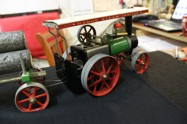 Mamod -  T.E.1A Traction Engine & Timber Wagon .