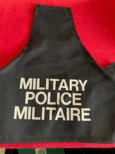 Canadain - Military Police Brassard