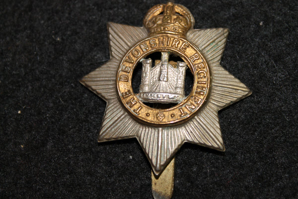 1901-1956 - The Devonshire Regiment Cap Badge