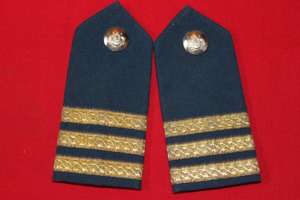 Obsolete - Australian Customs Epaulettes