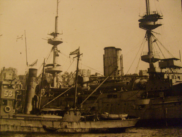 WW1 - HMS Caesar Photo.
